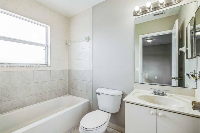 1655 SE 30th St, Homestead, FL 33035