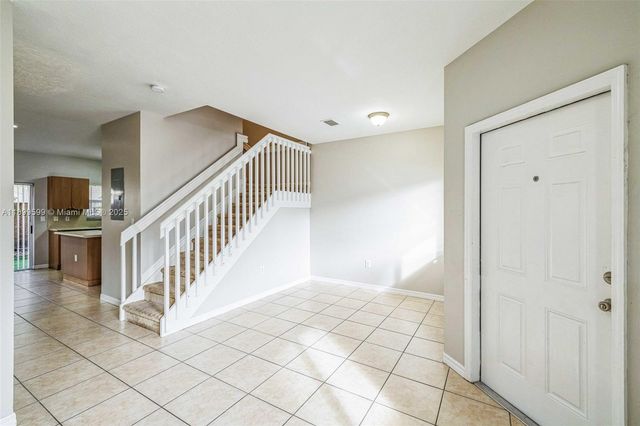 1655 SE 30th St, Homestead, FL 33035