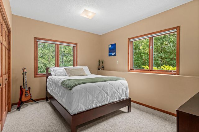 2915 Bruce Court, Inver Grove Heights, MN 55077