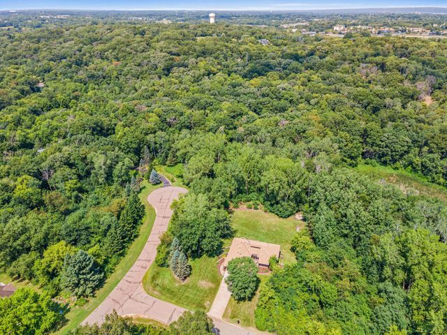 2915 Bruce Court, Inver Grove Heights, MN 55077