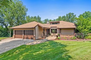 2915 Bruce Court, Inver Grove Heights, MN 55077