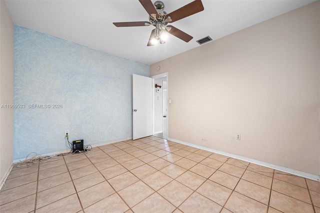 7833 Juniper St, Miramar, FL 33023