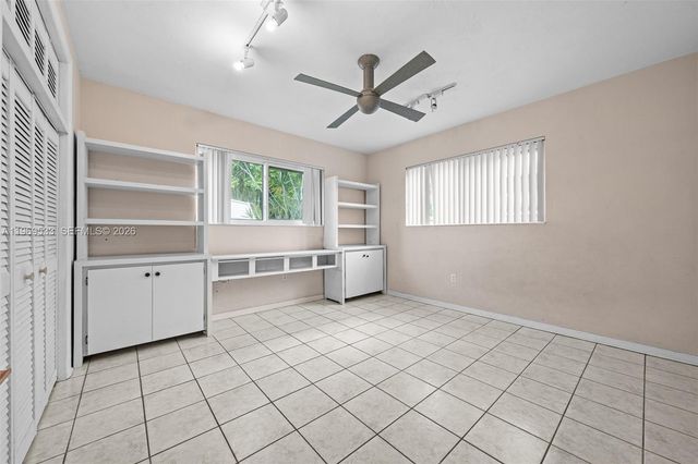 7833 Juniper St, Miramar, FL 33023