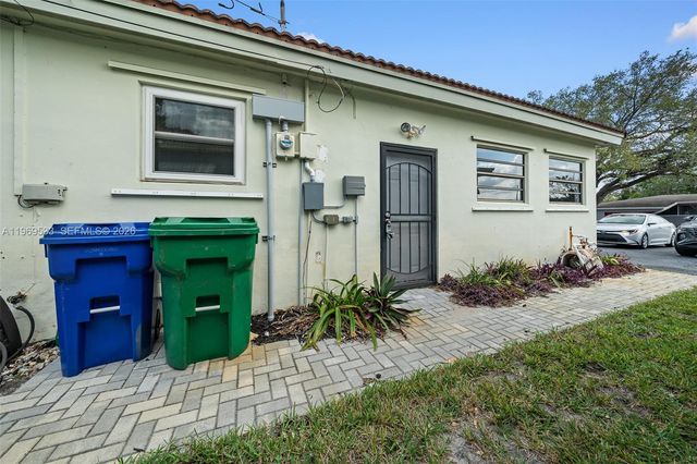 7833 Juniper St, Miramar, FL 33023