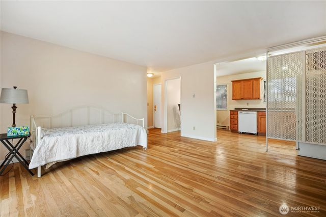 2014 SW 152nd Street, Burien, WA 98166