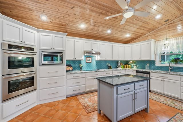 124 Sylvan Shores Drive, Edgemont, AR 72044
