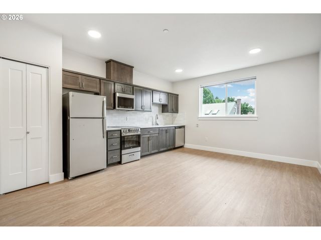 4775 Ne 107TH Ave, Portland, OR 97220