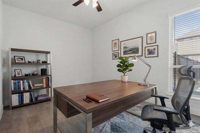 416 Pyrmont, New Braunfels, TX 78132