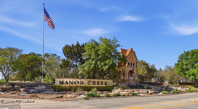 416 Pyrmont, New Braunfels, TX 78132