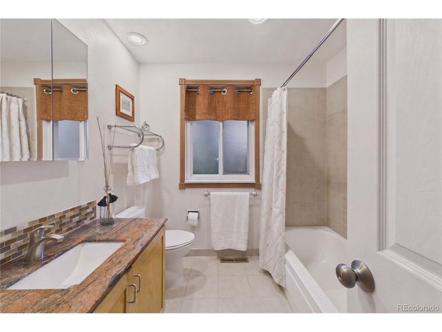 8135 S Ogden St, Centennial, CO 80122