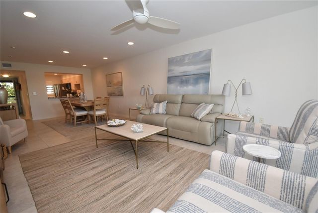 1510 PELICAN POINT DR BA168, Sarasota, FL 34231