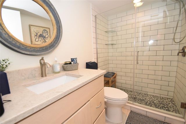 1510 PELICAN POINT DR BA168, Sarasota, FL 34231