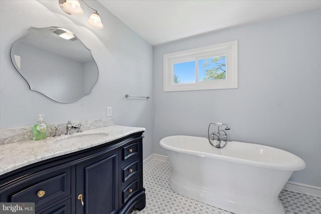 110 PONDS EDGE DR, Chadds Ford, PA 19317
