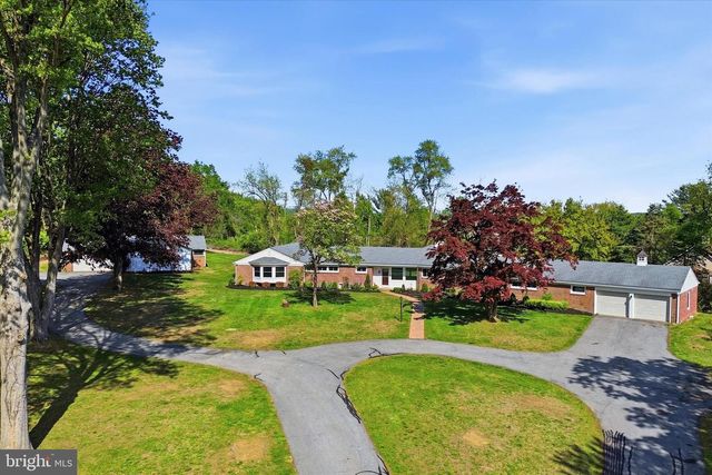 110 PONDS EDGE DR, Chadds Ford, PA 19317