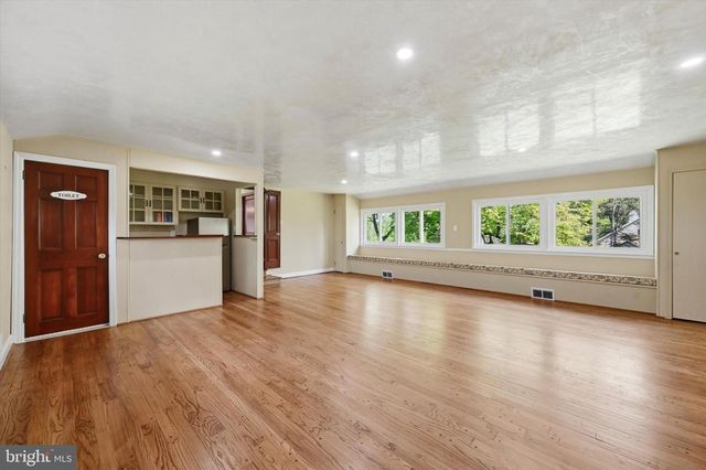 110 PONDS EDGE DR, Chadds Ford, PA 19317