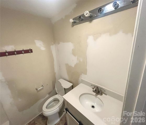 200 W Lafayette Street, Salisbury, NC 28144