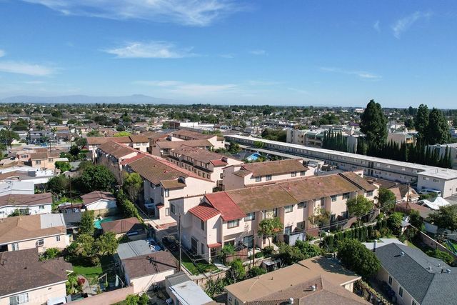 20823 Norwalk Boulevard 26, Lakewood, CA 90715