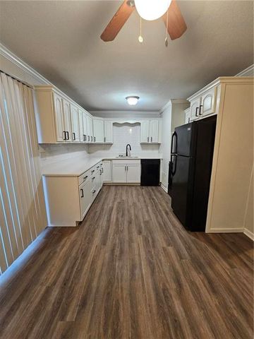 4818 E 45TH Street, Kansas City, MO 64130