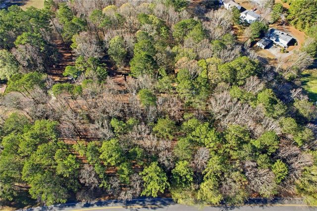 1091 Cole Drive SW, Lilburn, GA 30047