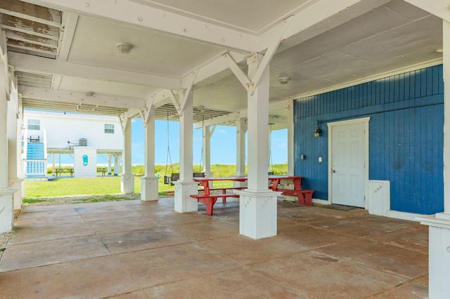23115 Gulf Drive, Galveston, TX 77554