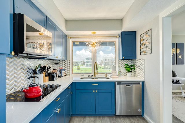 23115 Gulf Drive, Galveston, TX 77554