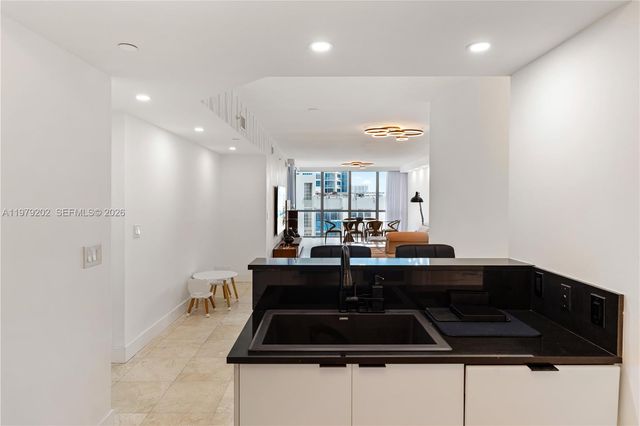 3101 S Ocean Drive 1504, Hollywood, FL 33019