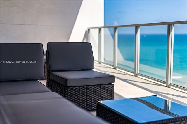 3101 S Ocean Drive 1504, Hollywood, FL 33019