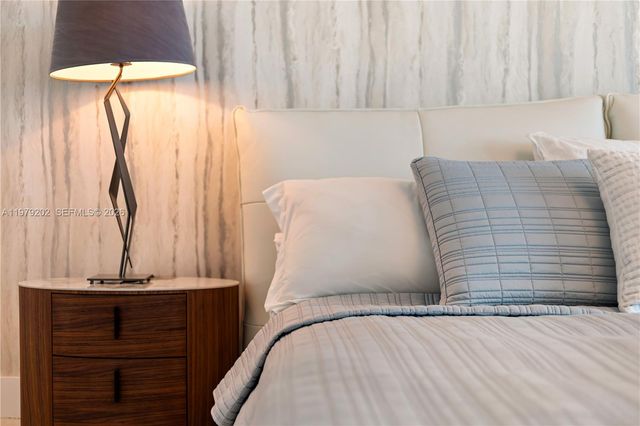 3101 S Ocean Drive 1504, Hollywood, FL 33019