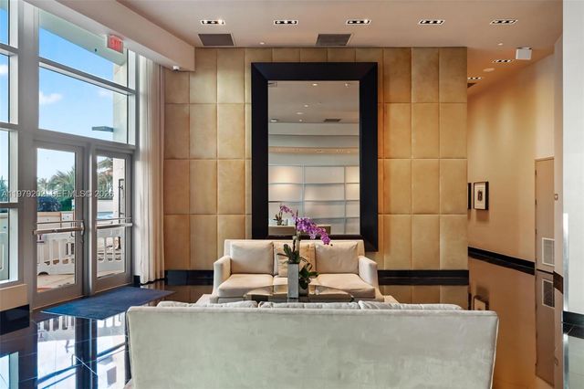 3101 S Ocean Drive 1504, Hollywood, FL 33019