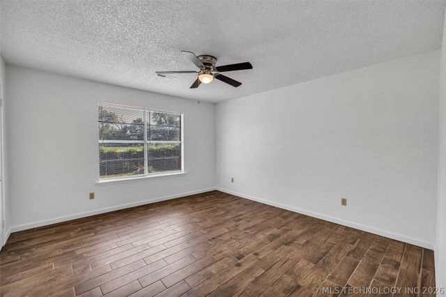 501 W 26th Street, Sand Springs, OK 74063