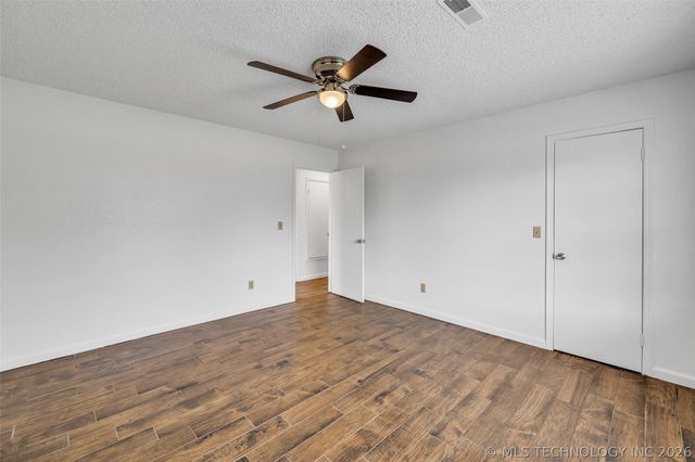 501 W 26th Street, Sand Springs, OK 74063