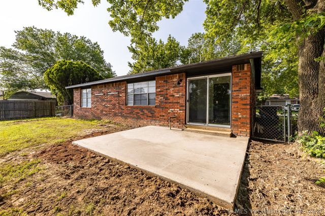 501 W 26th Street, Sand Springs, OK 74063