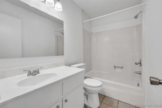 501 W 26th Street, Sand Springs, OK 74063