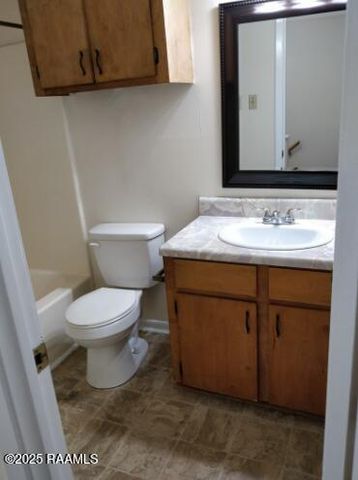 502 Chemin Metairie Road B, Youngsville, LA 70592