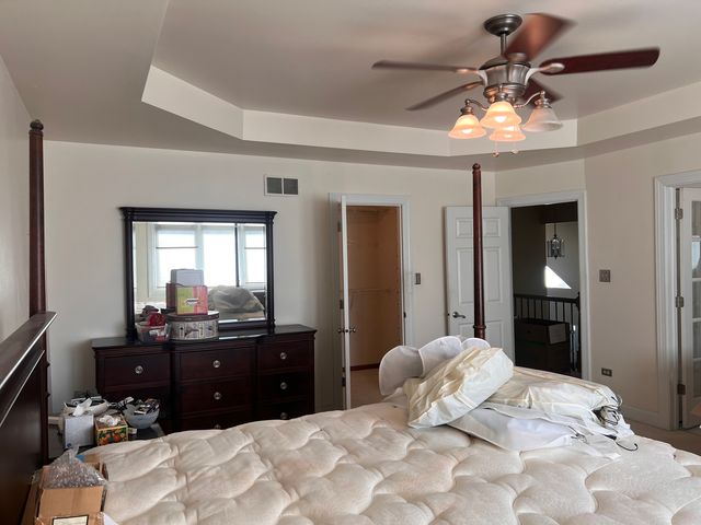 9848 S Beverly Avenue, Chicago, IL 60643