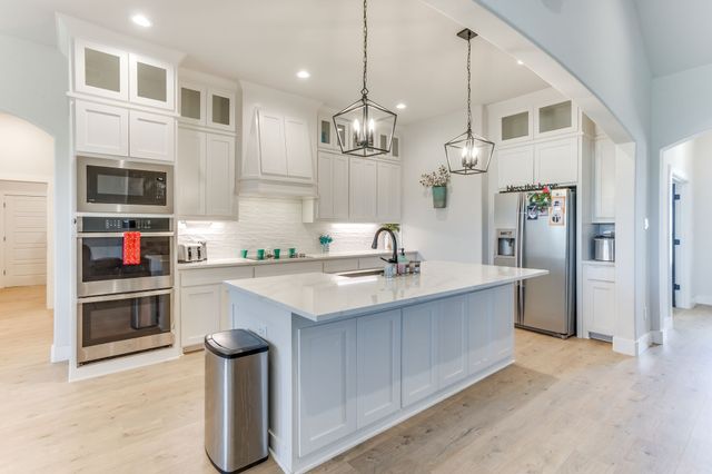 160 Rocky Top Ranch Lane, Reno, TX 76020