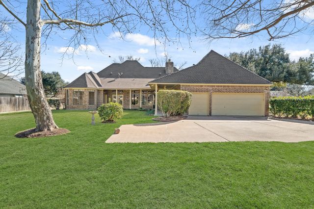 5303 Weston Drive, Fulshear, TX 77441