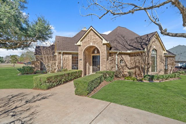 5303 Weston Drive, Fulshear, TX 77441