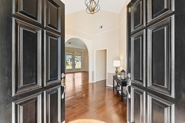 5303 Weston Drive, Fulshear, TX 77441