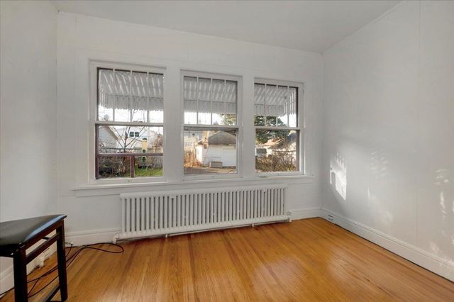 2333 Hughitt Ave, Superior, WI 54880