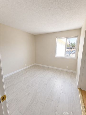1721 Piute, Barstow, CA 92311