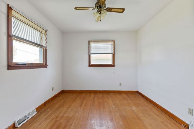 6302 Jane Lane, Cicero, NY 13039