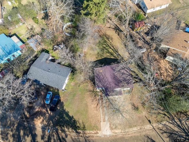 214 Randolph St, Lone Star, TX 75668