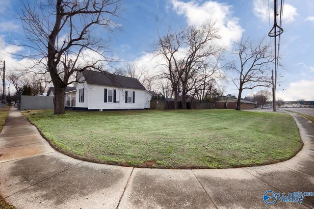 221 Beirne Avenue, Huntsville, AL 35801