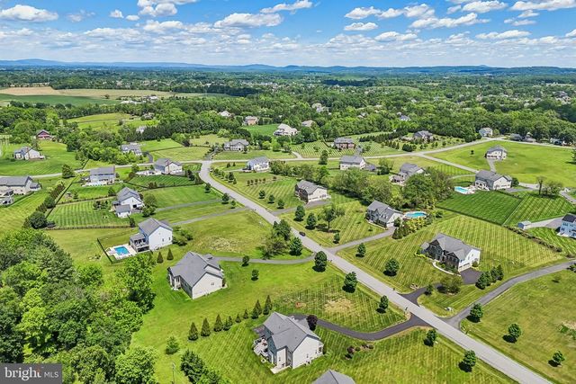 17351 HARMONY VISTA DR, Hamilton, VA 20158