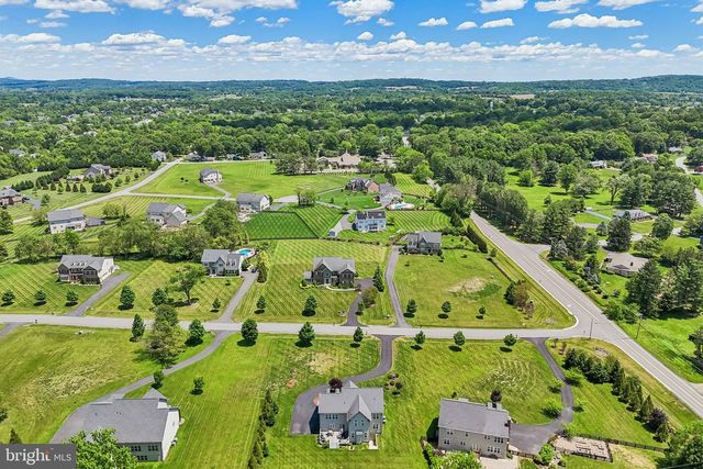 17351 HARMONY VISTA DR, Hamilton, VA 20158