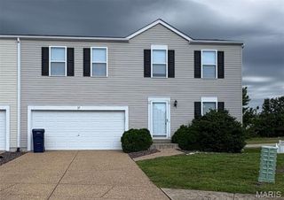 37 Chesterfield Court, Wentzville, MO 63385