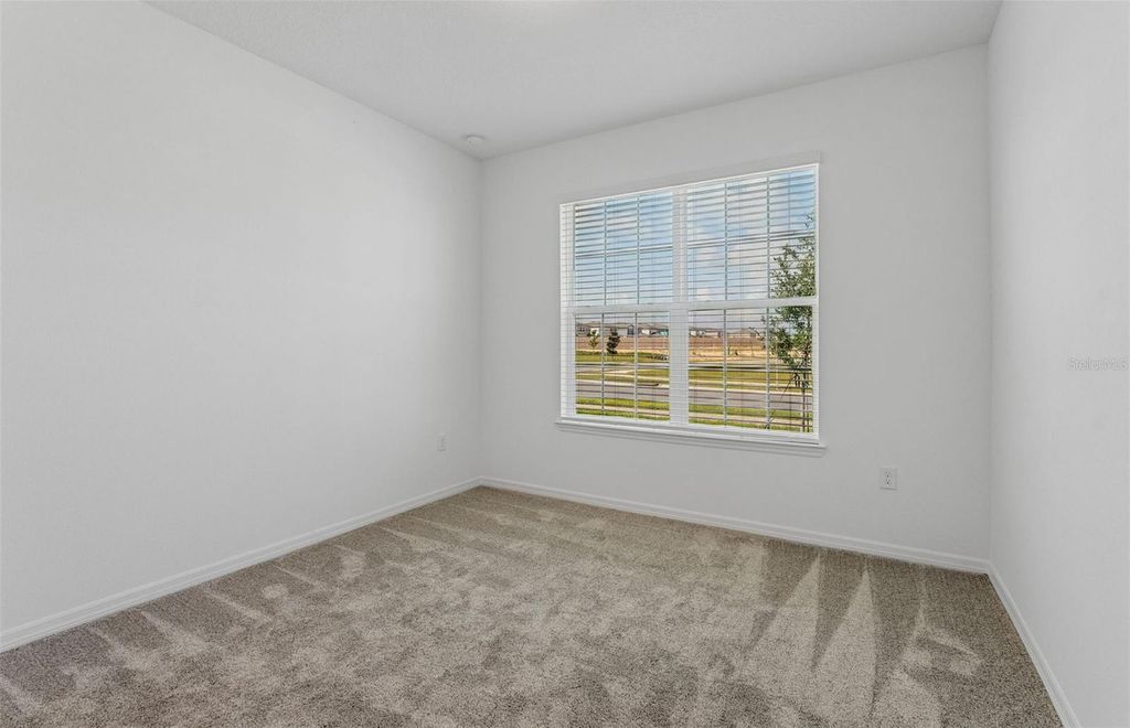 Image 11 of property listing at 1294 LAKERIDGE WAY, Lake Alfred, FL 33850