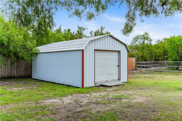 4069 Bobwhite, Robstown, TX 78380