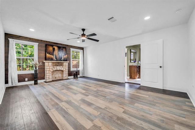 4011 Markley Street, Houston, TX 77087